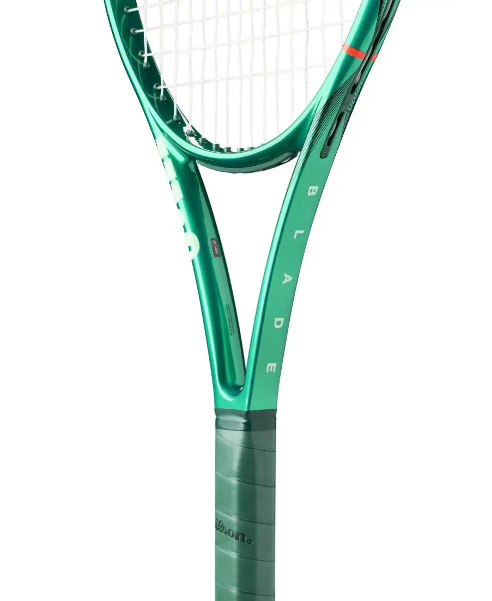 Wilson Blade 100UL v10 Tennis Racquet