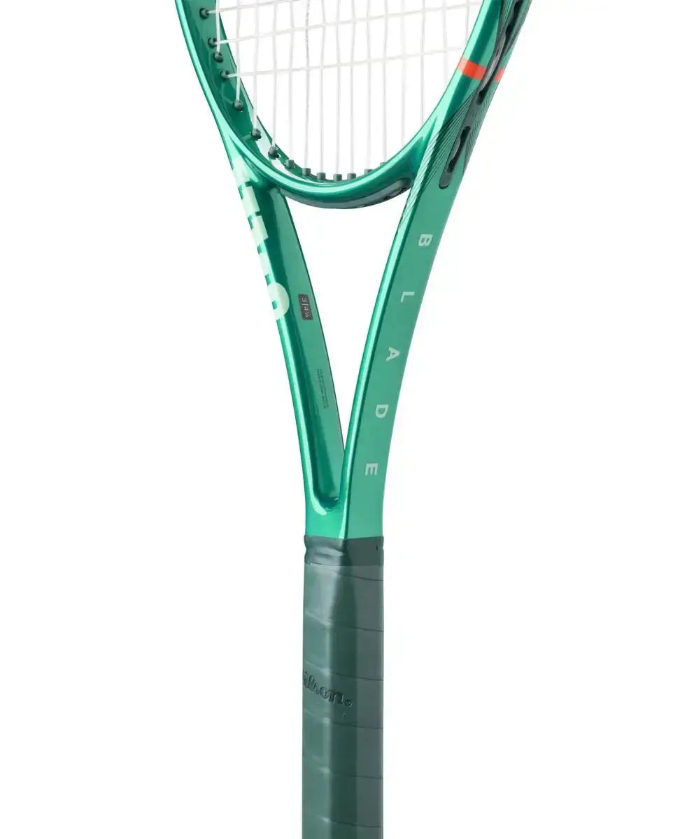Wilson Blade 98 16x19 v10 Tennis Racquet (Unstrung)