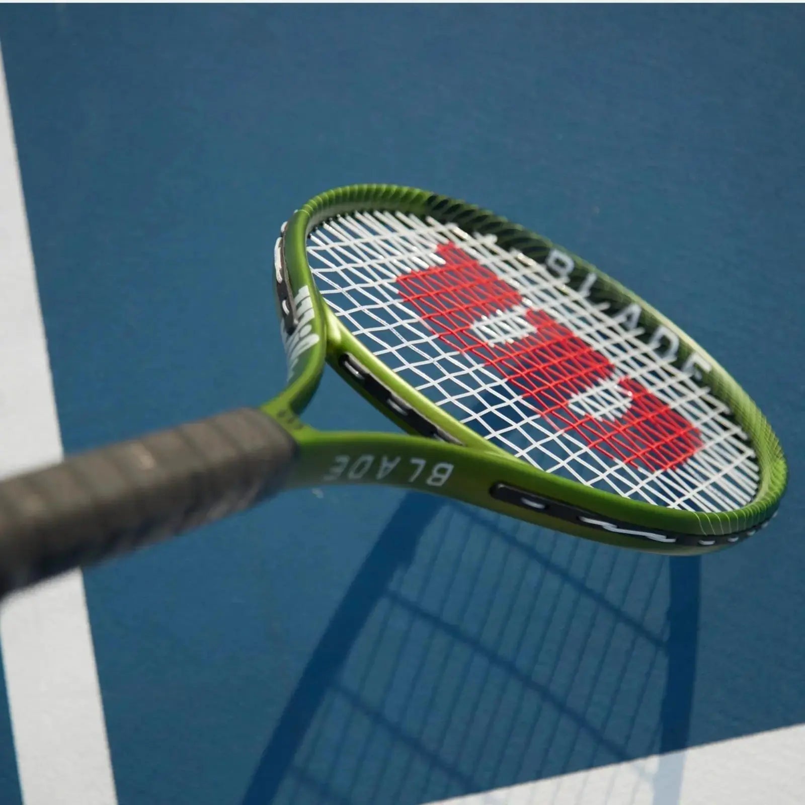 Wilson Blade Feel 100 Tennis Racquet