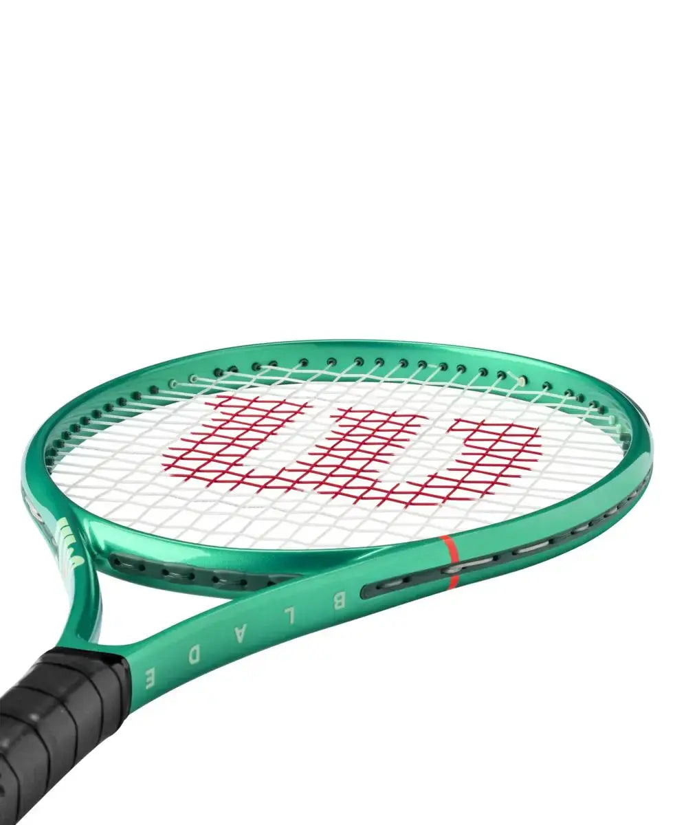 Wilson Tennis Junior Racquet Blade V10 26"