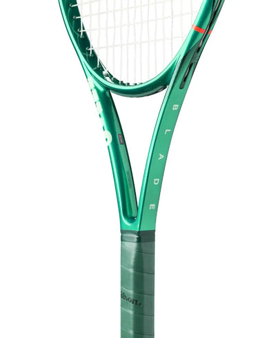 Wilson Blade 100UL v10 Tennis Racquet