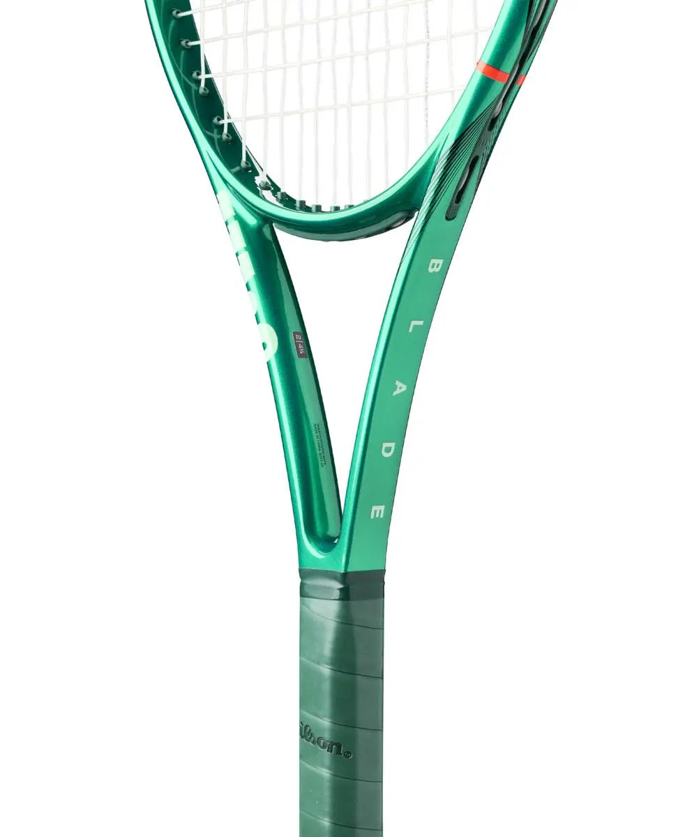 Wilson Blade 100UL v10 Tennis Racquet