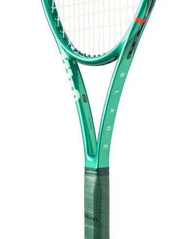 Wilson Blade 98 18x20 v10 Tennis Racquet (Unstrung)